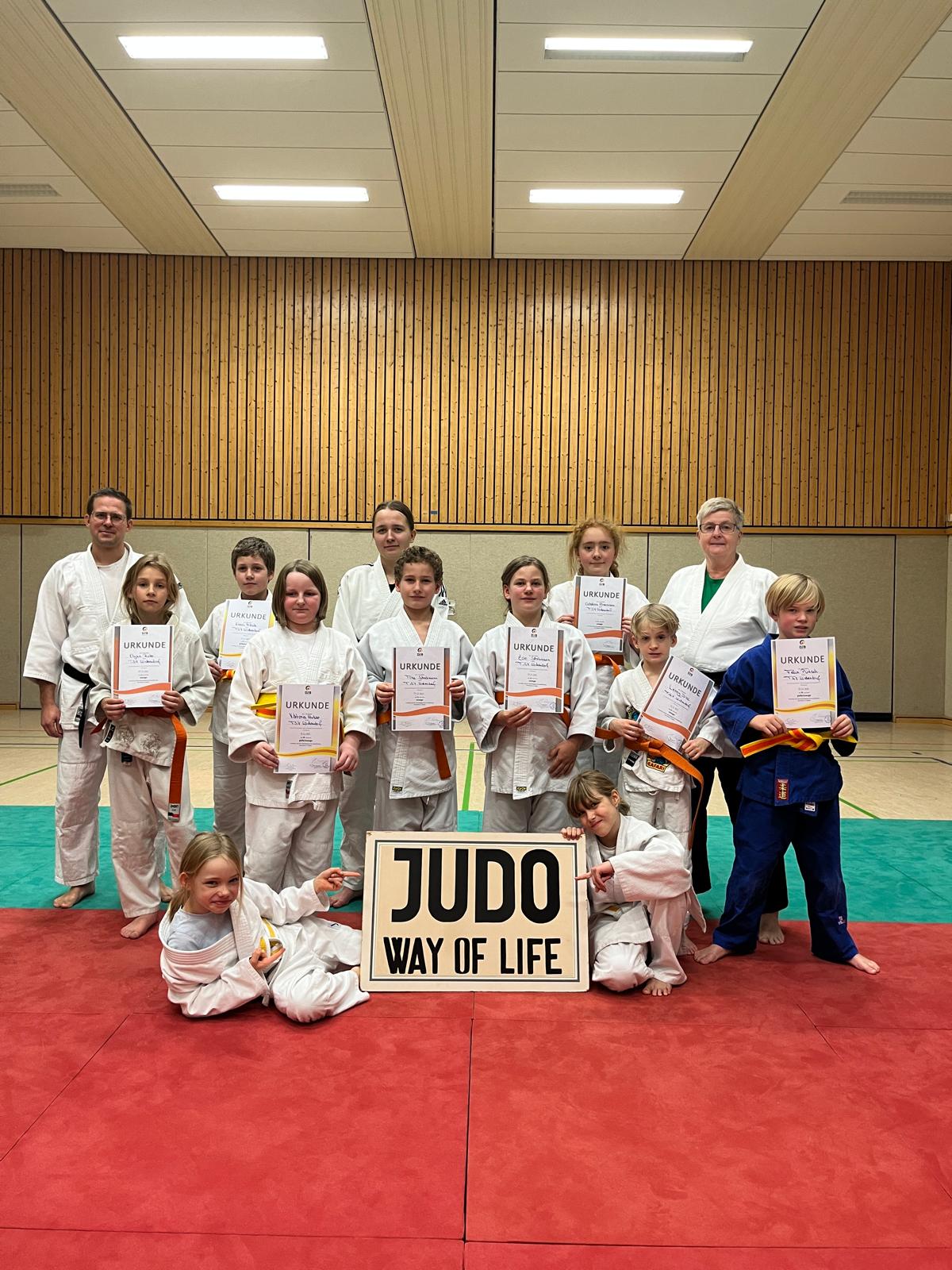 30651404 537b 489a 83a7 1b00ca65f80d